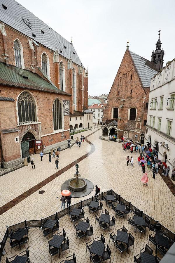 Апартаменты Plac Mariacki 8 Краков Экстерьер фото